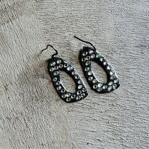 Mock Oxidized Silver (Black Metal) and Rhinestone Dangle Oval Earrings